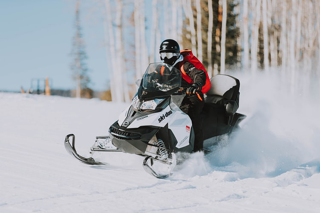 Snowmobile Tours